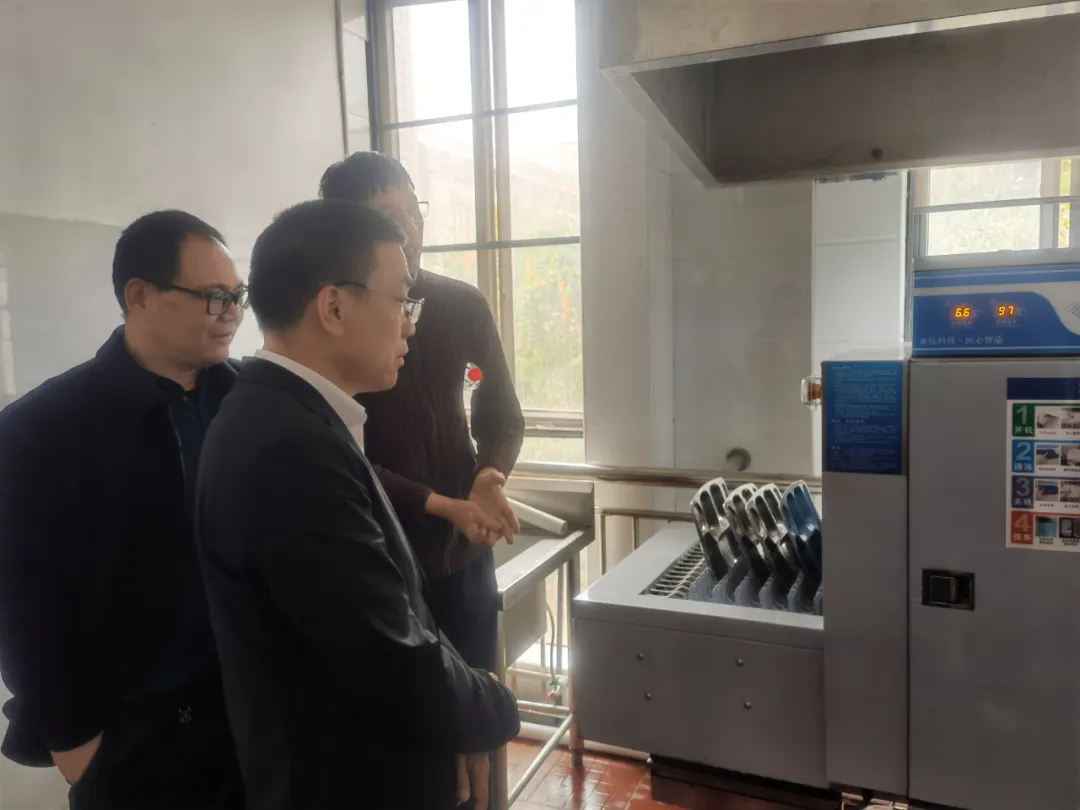 全力筑牢開學(xué)安全防線，為新學(xué)期保駕護(hù)航——我校開展新學(xué)期安全系列工作(圖11)